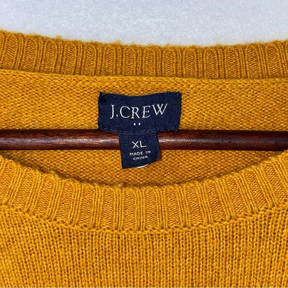 J. CREW Lamb's Wool Sweater Men's Long Sleeve Yellow Mustard Crew Large XL‎